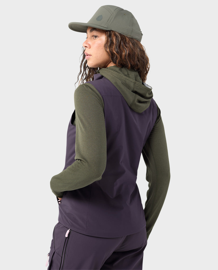 Women's Fernos Insulated Vest - Image 21