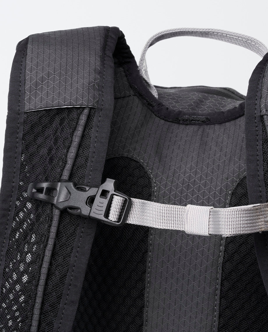 Cacher Backpack 16L - Image 16